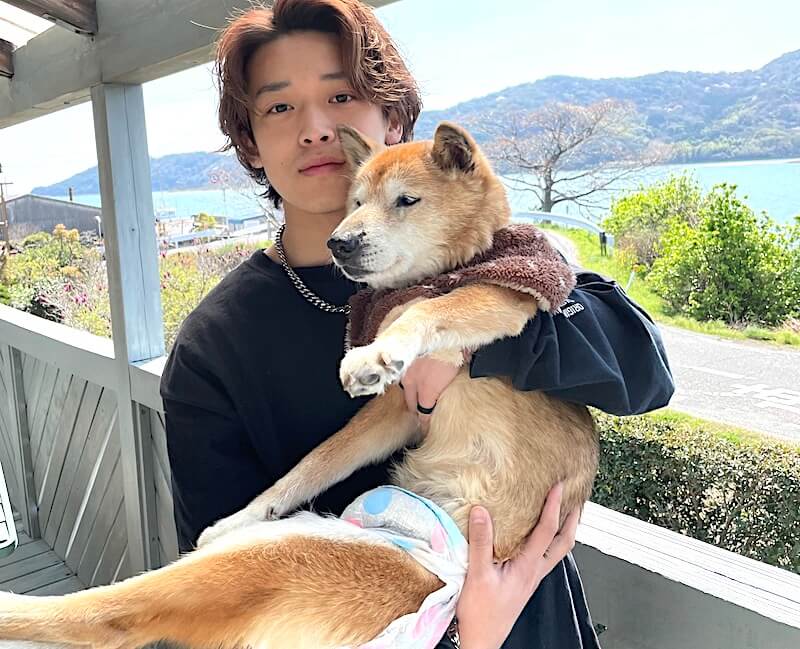 柴犬と家族